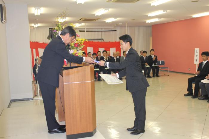 名古屋市上下水道局長賞　小島　邦裕　　　（小島設備工業㈱）